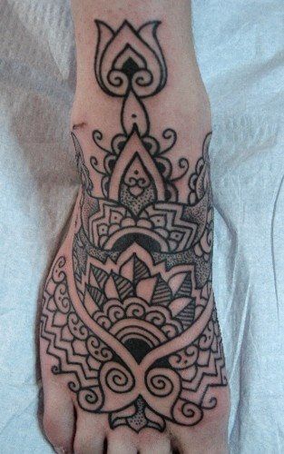 Henna tattoo schulter