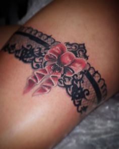 tattoo bein Schleifen