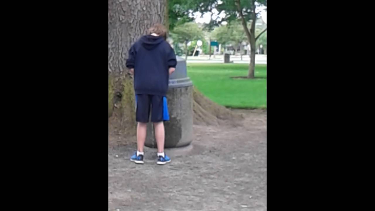 public Teen pee