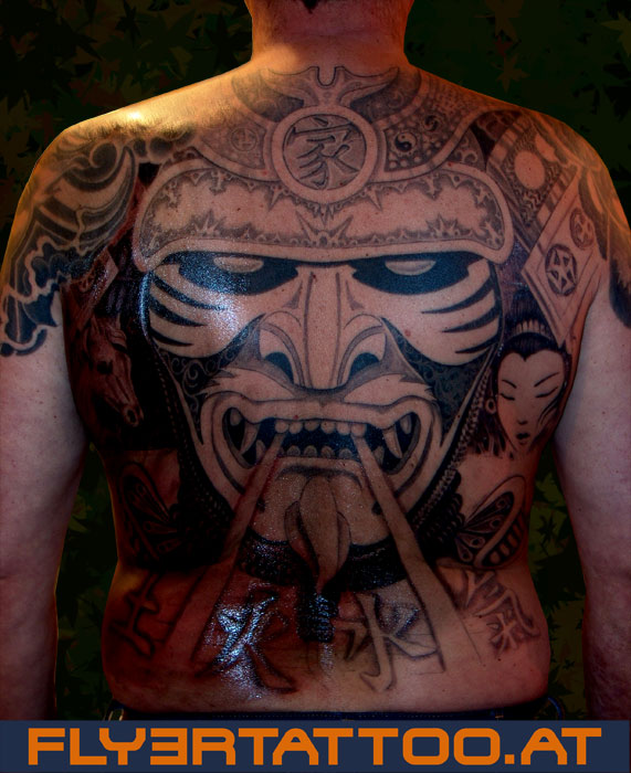 maske Tattoo samurai