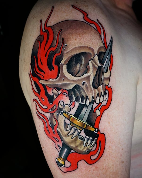 tattoo piercing Kartell