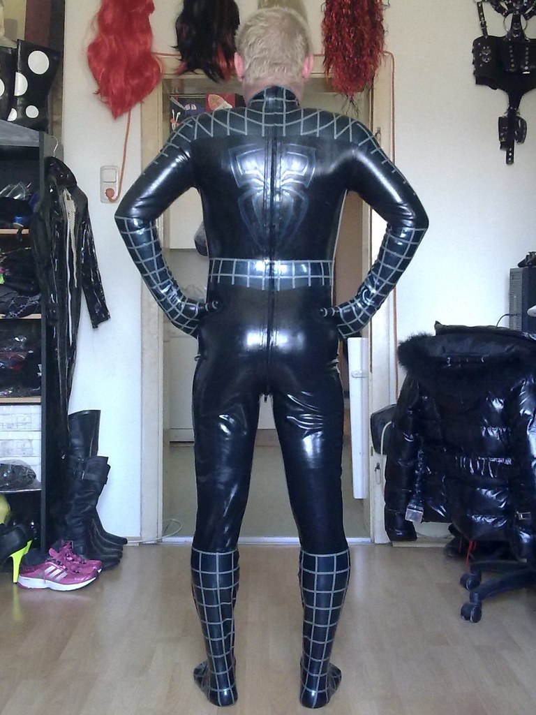 mann Latex anzug