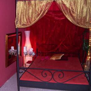 friedrichshain Erotische massage